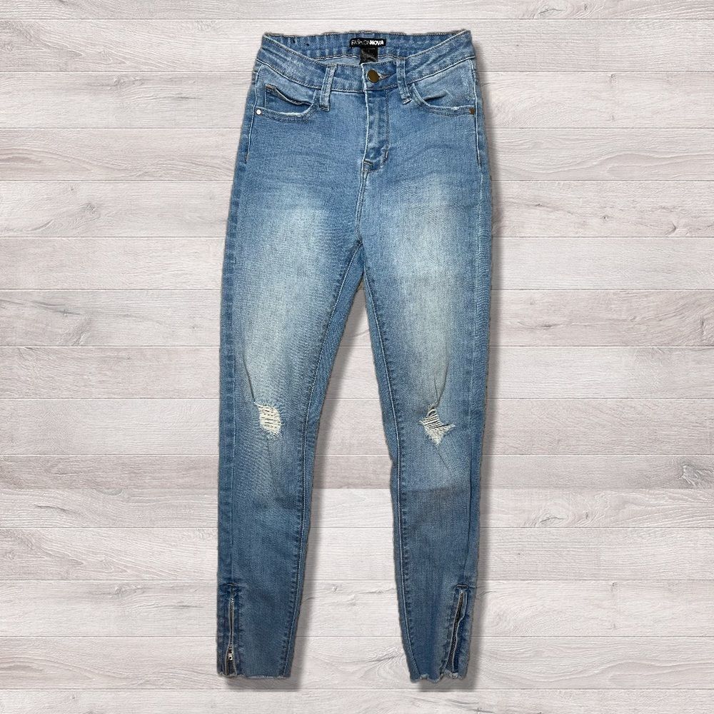 Fashion Nova high waist skinny ankle zip jeans size 3